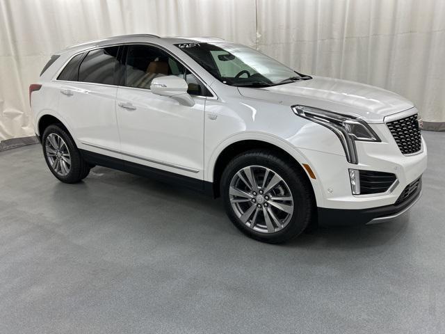 new 2025 Cadillac XT5 car, priced at $57,390