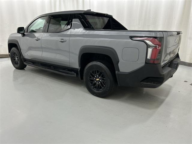 new 2025 Chevrolet Silverado EV car