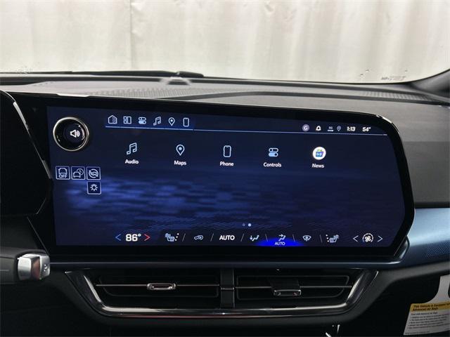 new 2026 Chevrolet Equinox EV car, priced at $39,095