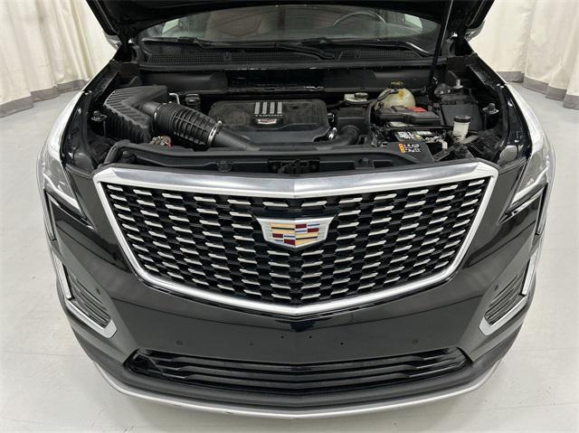 used 2021 Cadillac XT5 car, priced at $18,999