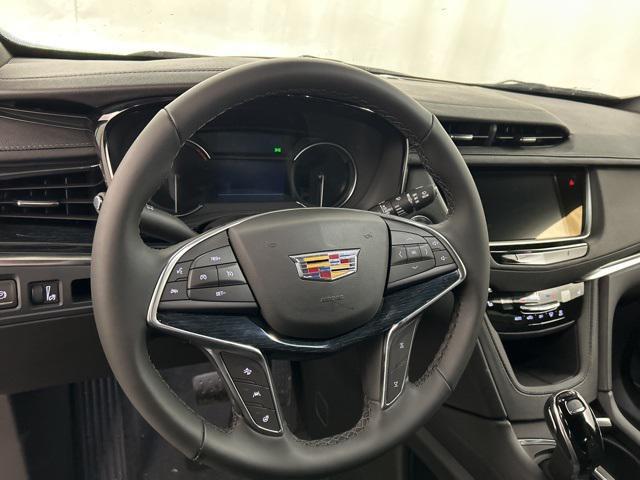 new 2025 Cadillac XT5 car, priced at $53,715