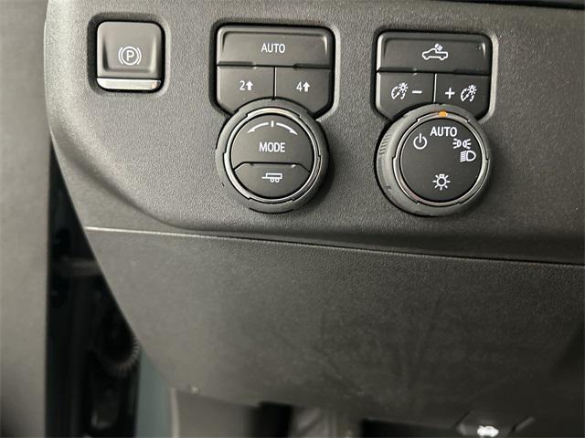 new 2025 Chevrolet Silverado 1500 car, priced at $54,045