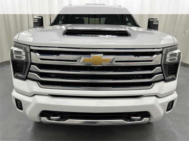 used 2024 Chevrolet Silverado 2500 car, priced at $58,900