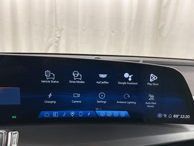 new 2026 Cadillac VISTIQ car, priced at $80,215