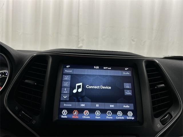 used 2022 Jeep Cherokee car, priced at $20,948