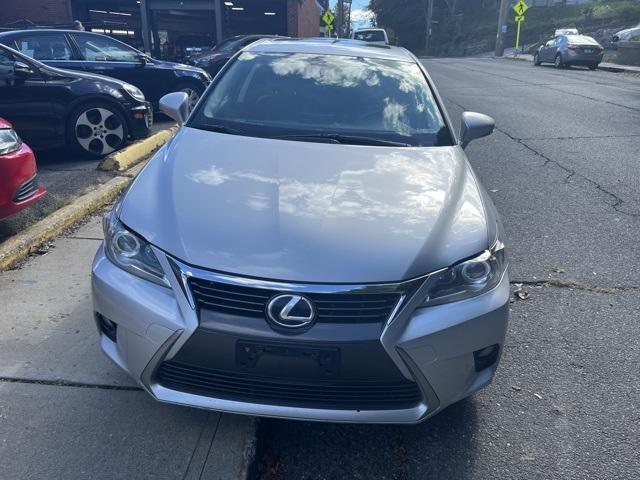 used 2014 Lexus CT 200h car, priced at $10,875