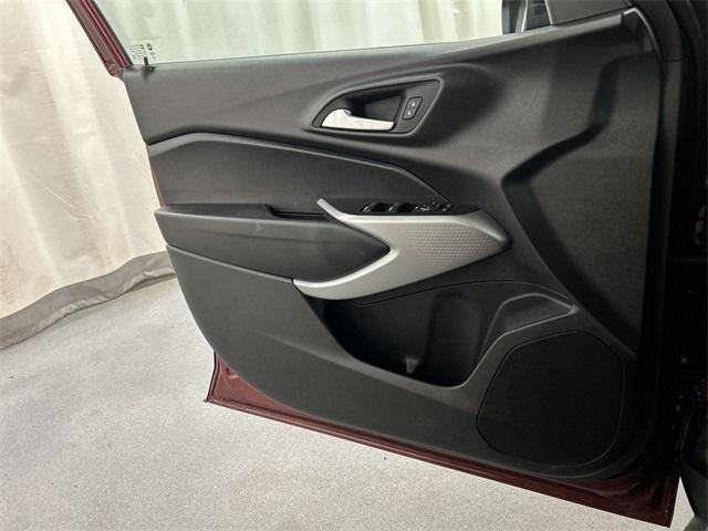 used 2025 Chevrolet Trax car, priced at $20,999