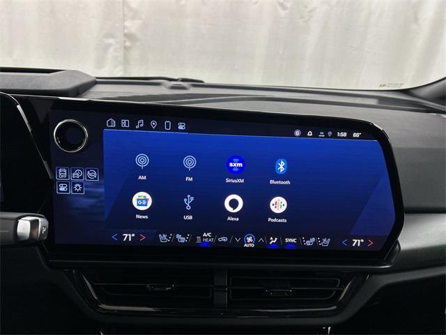 new 2025 Chevrolet Equinox EV car, priced at $51,202