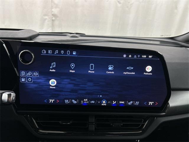 new 2025 Chevrolet Equinox EV car, priced at $51,202
