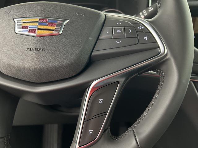 new 2025 Cadillac XT5 car, priced at $42,123