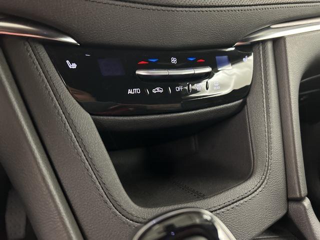 new 2025 Cadillac XT5 car, priced at $42,123