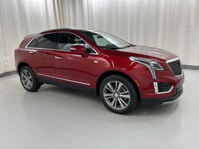 new 2025 Cadillac XT5 car, priced at $54,215