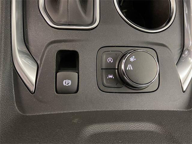used 2022 Chevrolet Traverse car, priced at $25,979