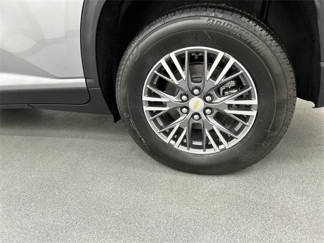 new 2025 Chevrolet Traverse car, priced at $42,855