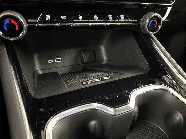 new 2025 Chevrolet Traverse car, priced at $42,855