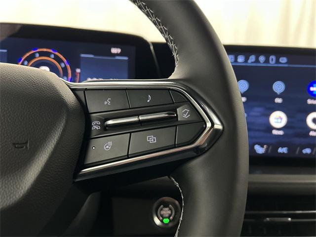 new 2025 Chevrolet Traverse car, priced at $42,855