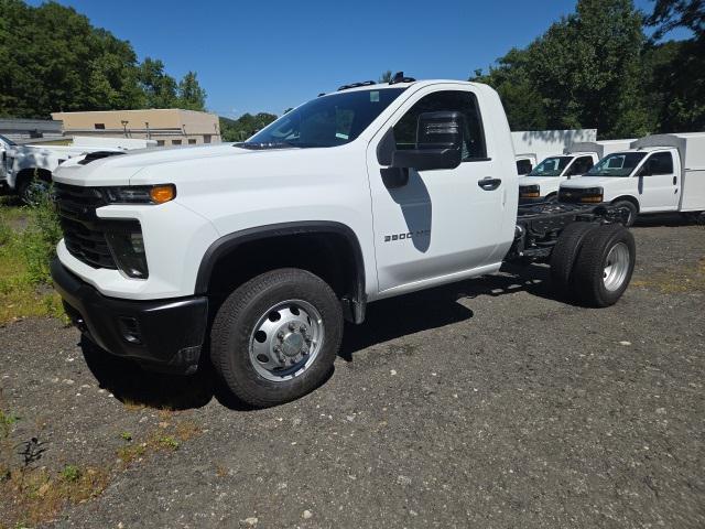 new 2025 Chevrolet Silverado 3500 car, priced at $43,788