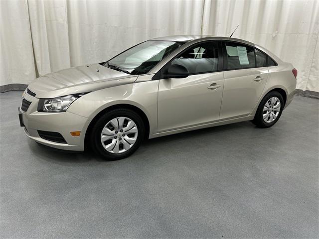 used 2014 Chevrolet Cruze car, priced at $9,454