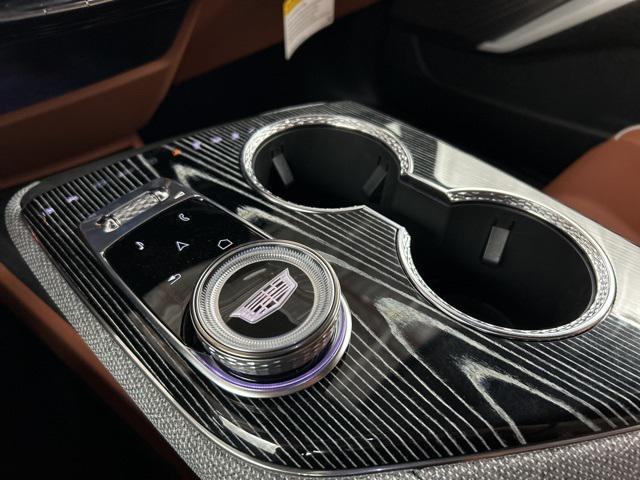 new 2025 Cadillac OPTIQ car, priced at $58,065