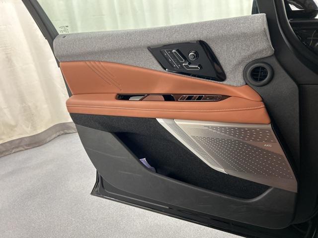 new 2025 Cadillac OPTIQ car, priced at $58,065
