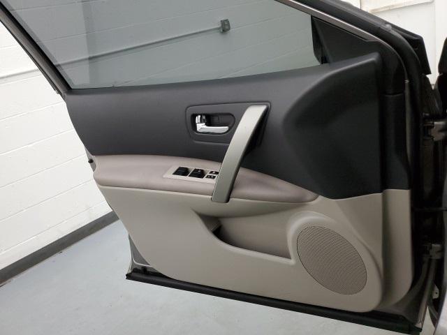 used 2014 Nissan Rogue Select car