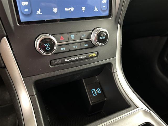 used 2024 Ford Edge car, priced at $24,957