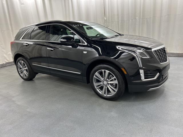 new 2025 Cadillac XT5 car, priced at $55,490
