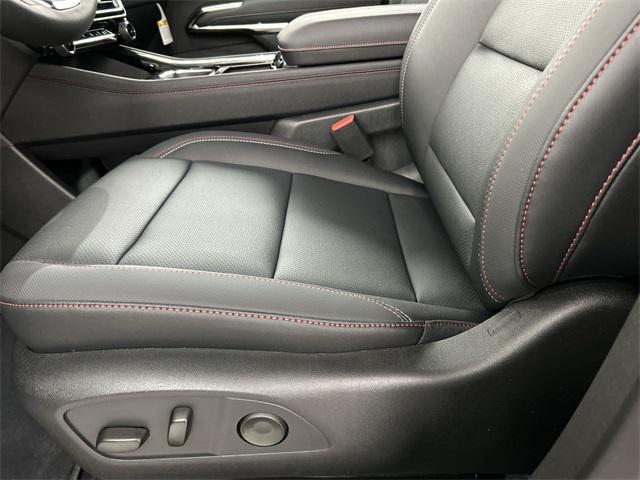 new 2025 Chevrolet Traverse car, priced at $49,295