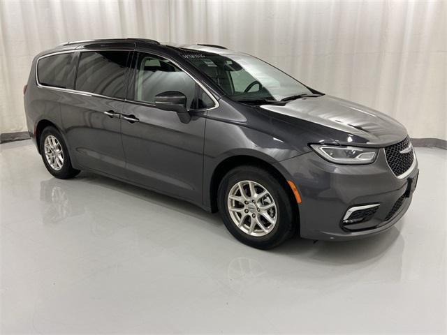 used 2021 Chrysler Pacifica car, priced at $21,959