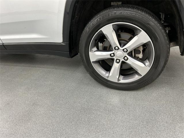 used 2022 Jeep Grand Cherokee L car, priced at $31,491
