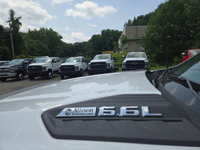 new 2025 Chevrolet Silverado 3500 car, priced at $64,968