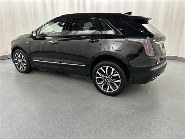 used 2024 Cadillac XT5 car, priced at $47,999