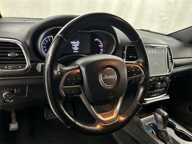 used 2021 Jeep Grand Cherokee car, priced at $27,499