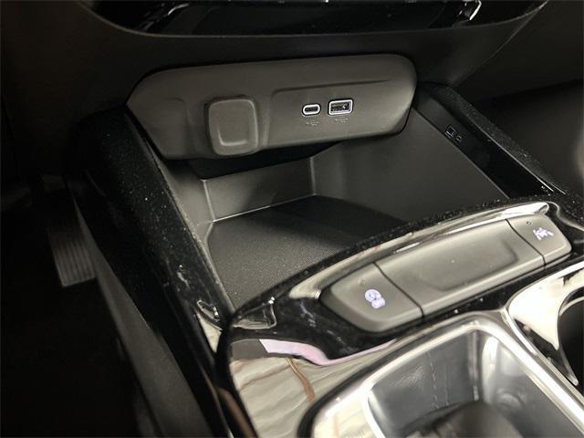 new 2025 Chevrolet Trax car, priced at $22,095