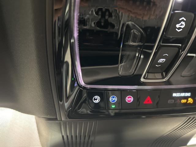new 2026 Cadillac VISTIQ car