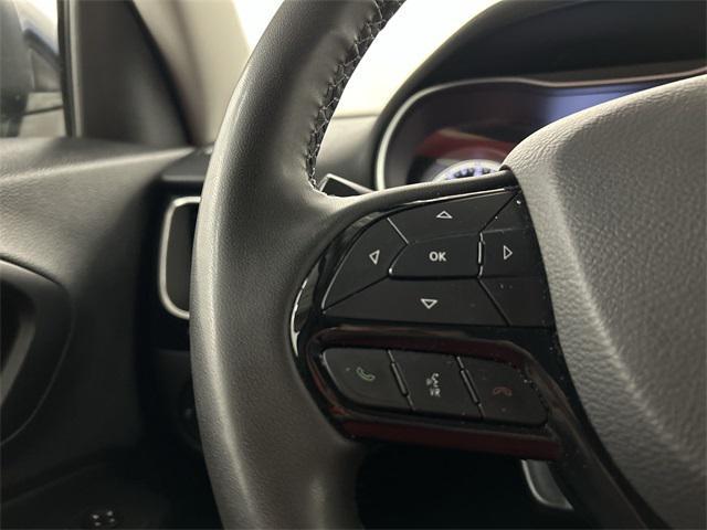 used 2023 Jeep Cherokee car, priced at $19,993