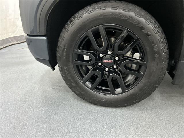 used 2022 GMC Sierra 1500 car, priced at $34,899