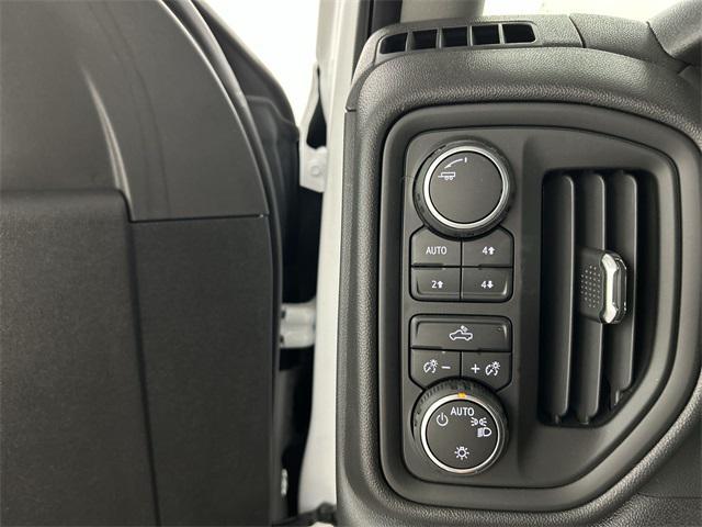 new 2025 Chevrolet Silverado 1500 car, priced at $49,201