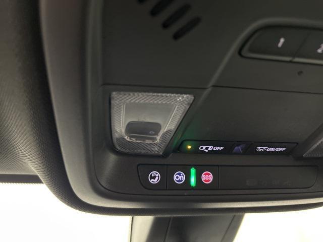 used 2022 Chevrolet Traverse car, priced at $23,875