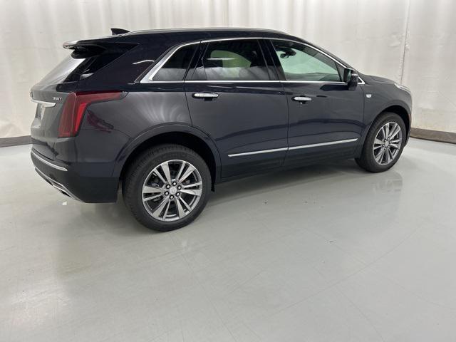 new 2025 Cadillac XT5 car, priced at $53,615