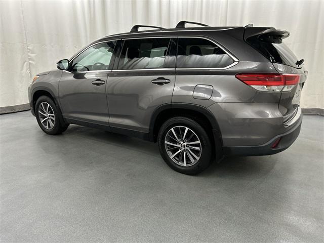 used 2019 Toyota Highlander car, priced at $28,245