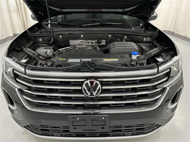 used 2024 Volkswagen Atlas car, priced at $34,991