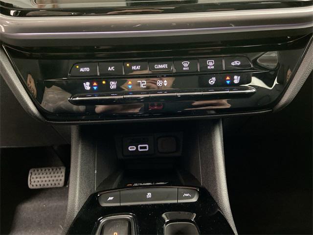 used 2023 Chevrolet Bolt EUV car, priced at $19,993
