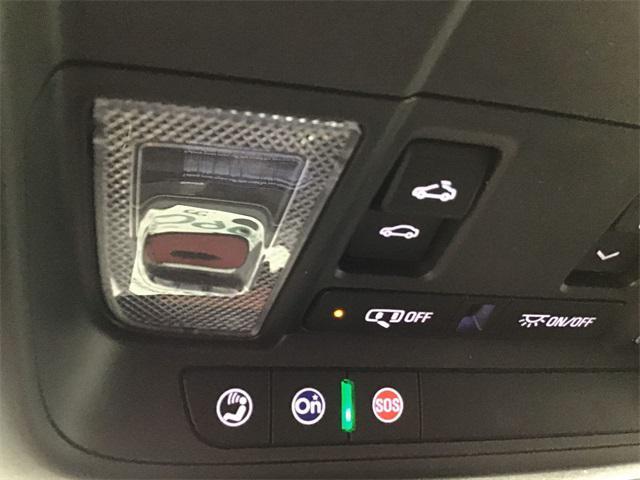 used 2022 Chevrolet Equinox car, priced at $23,859