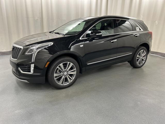 new 2025 Cadillac XT5 car, priced at $53,215