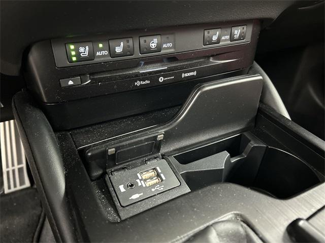 used 2021 Lexus ES 350 car, priced at $32,999