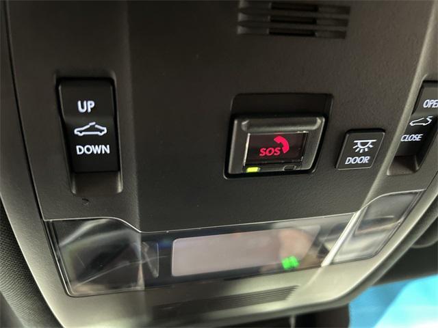 used 2021 Lexus ES 350 car, priced at $32,999