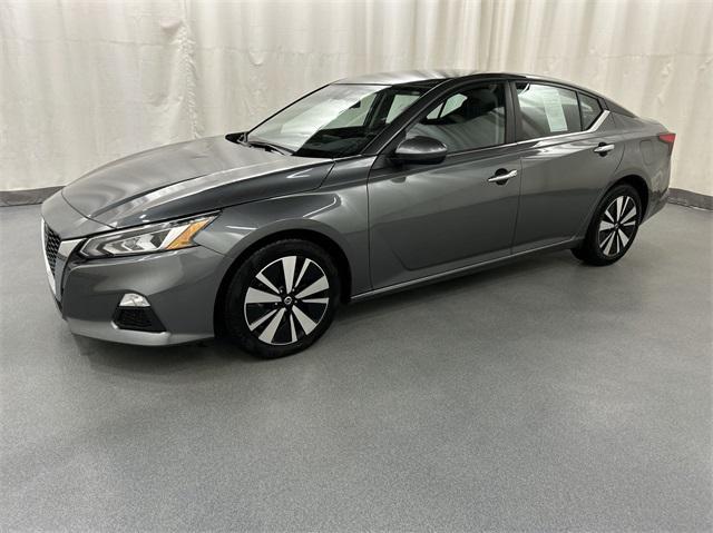 used 2022 Nissan Altima car, priced at $15,999