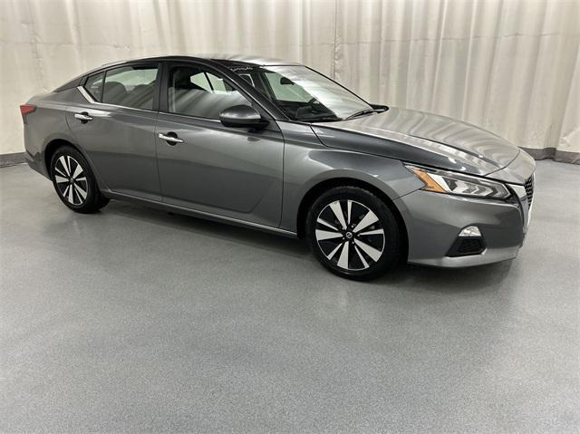 used 2022 Nissan Altima car, priced at $15,999