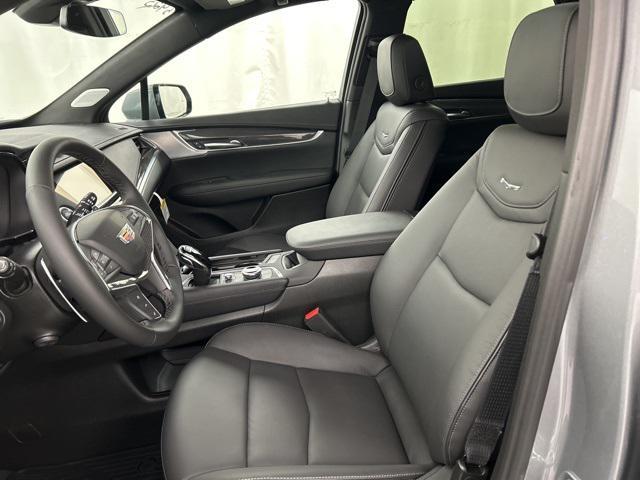 new 2025 Cadillac XT5 car, priced at $58,535
